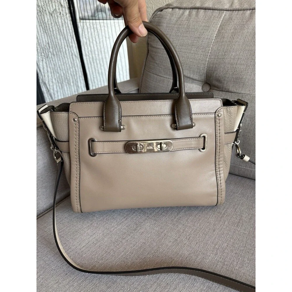 Coach Swagger 27 Carryall Two Tone Leather top-handle Satchel Crossbody bag EUC